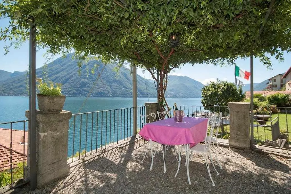 Villa Peroni Lake Como Cottage With Swimming Pool Argegno 0*,  Italien